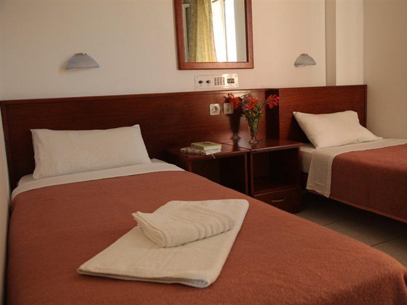 Bellos Hotel Apartments Herszonisszosz Kültér fotó