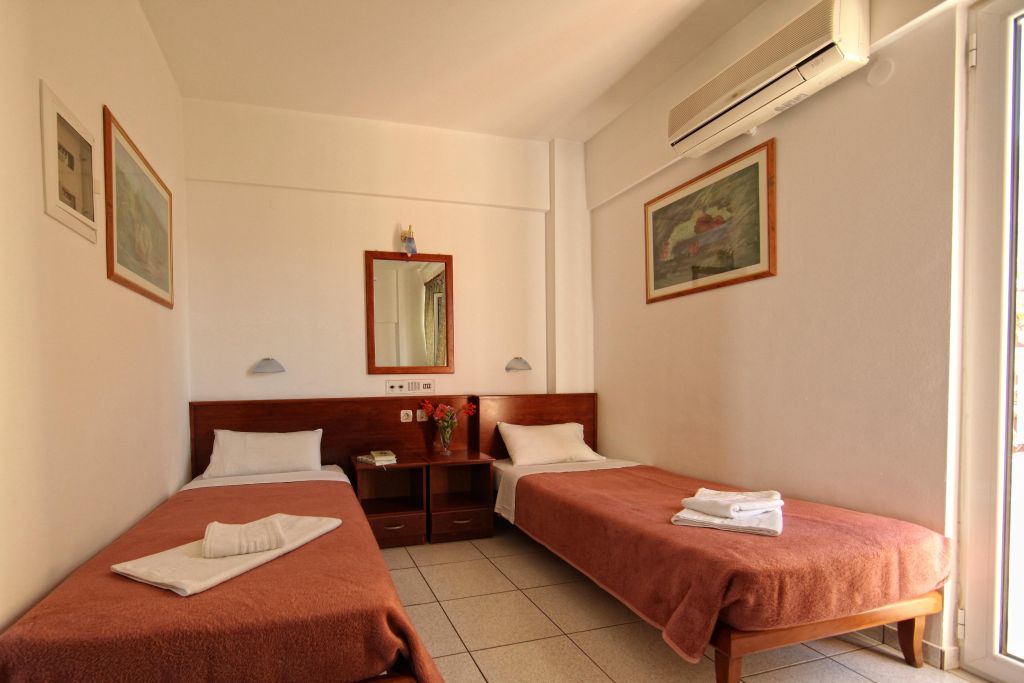 Bellos Hotel Apartments Herszonisszosz Kültér fotó